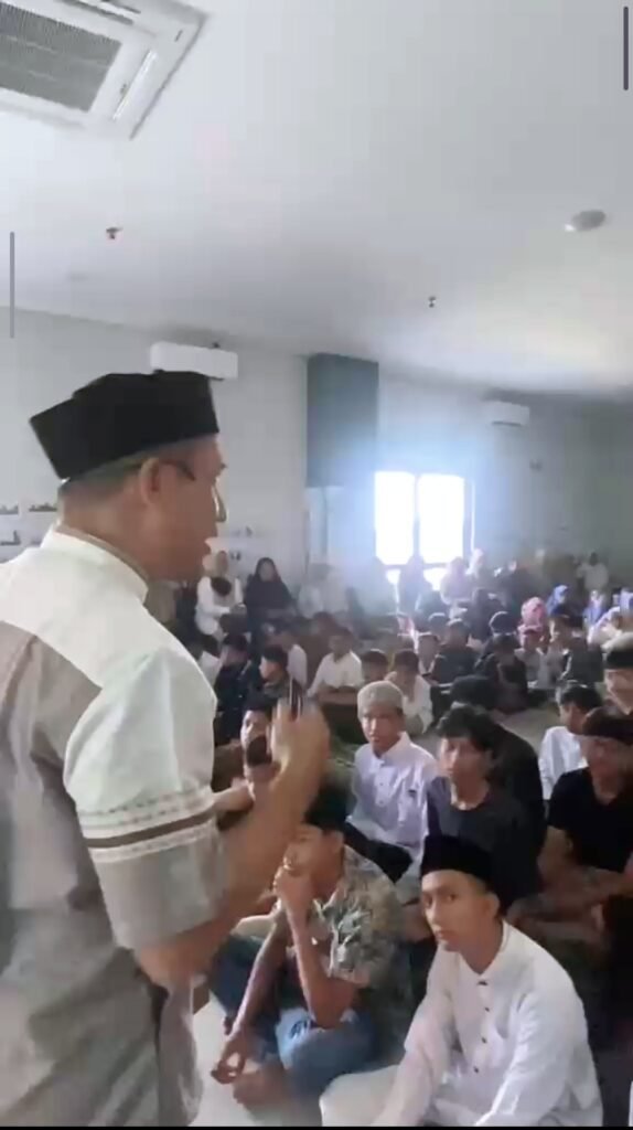 Said Muniruddin Latih Mental dan Spiritual 80 Siswa YPHC